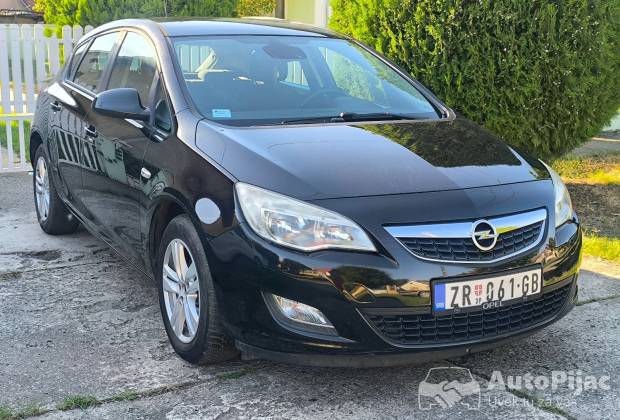 Opel Astra J 1.3 cdti