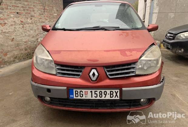 Renault Scenic 1.9 DCi 2004, manuelni 6 brzina, minivan, registrovan 03.2026, Srbija