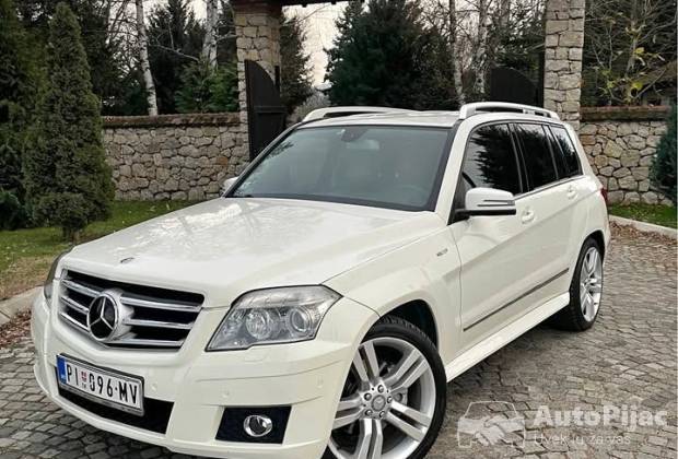 Mercedes Benz GLK 220 7g 4Matic																											2009. godište
