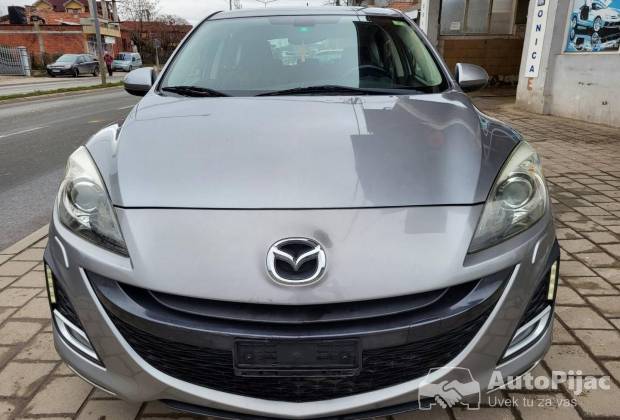 Mazda 3 2.0 FUL FUL CH																											2010. godište