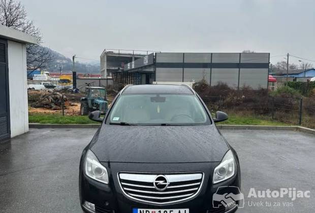 Opel Insignia CDTI 2.0 COSMO																											2011. godište