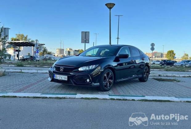 Honda Civic 1.6 i-DTEC Executive																											2019. godište