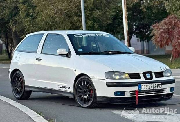 Seat Ibiza 6k2																											2001. godište