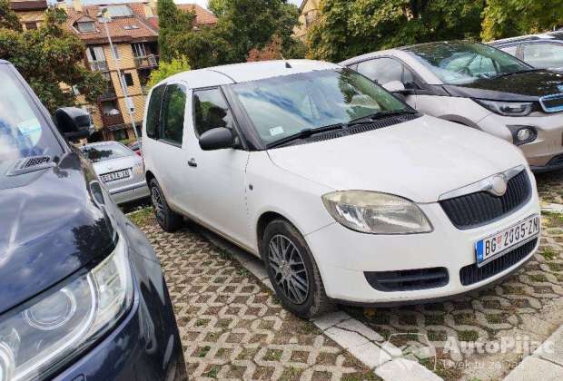 skoda_roomster_ben_plin_2009_god_1_polovni_automobili_autopijac.rs
