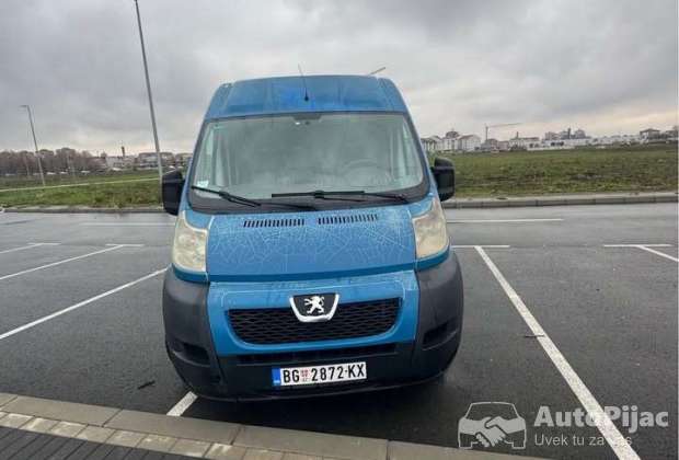 PEUGEOT BOXER