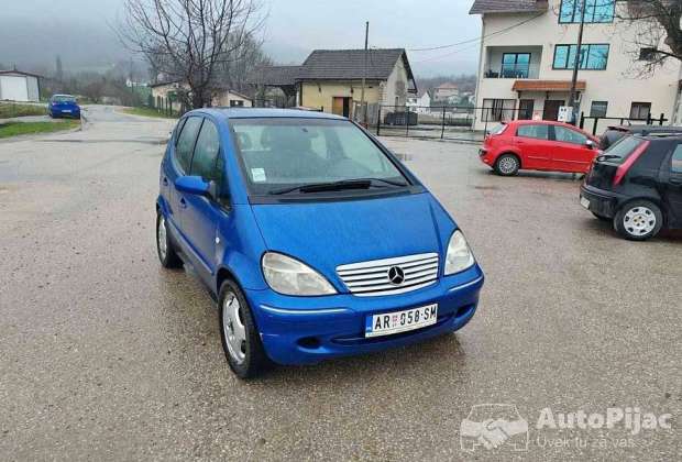 mercedes_a190_benzin_2002_godiste_avangard_oprema_1_polovni_automobili_autopijac.rs