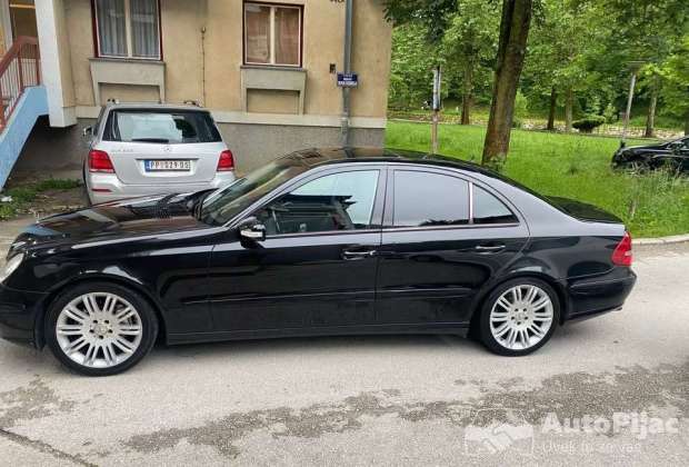 na_prodaju_mercedes_e_clasa_1_polovni_automobili_autopijac.rs