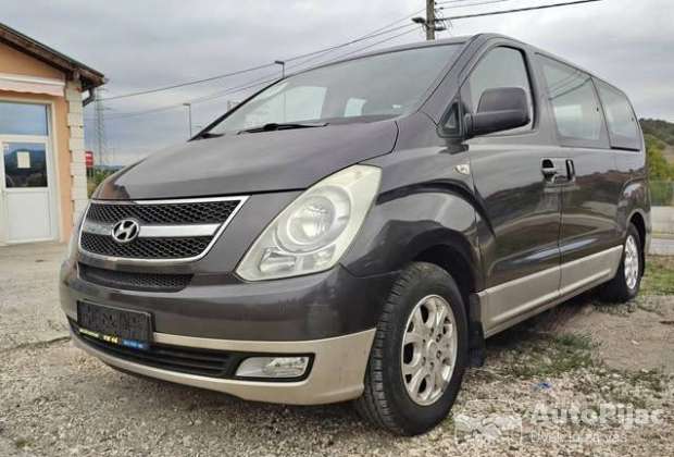 Hyundai H-1 Starex Putnički - Može zamena