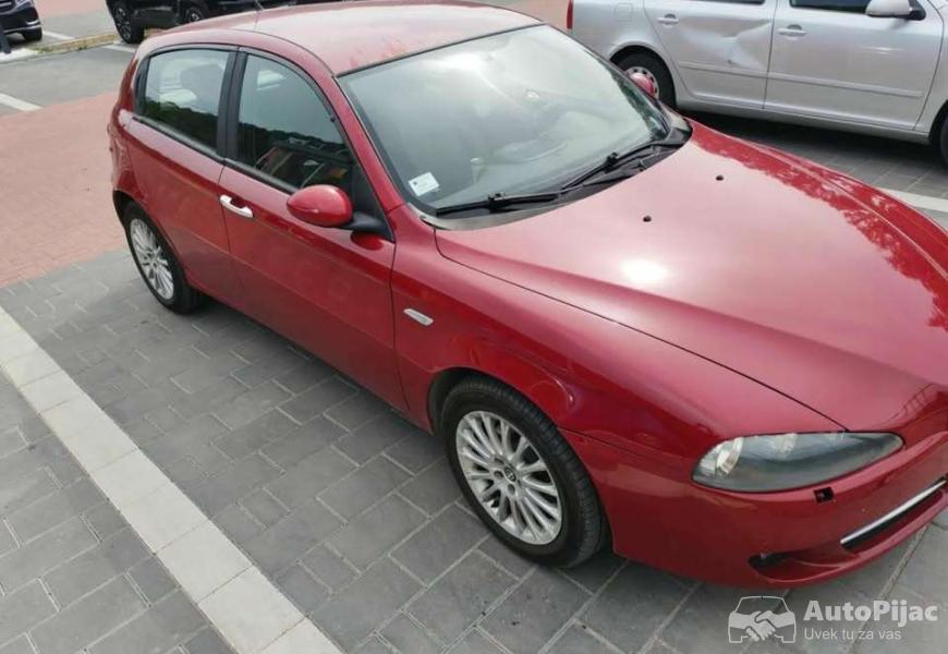 2007_alfa_romeo_147_11_polovni_automobili_autopijac.rs