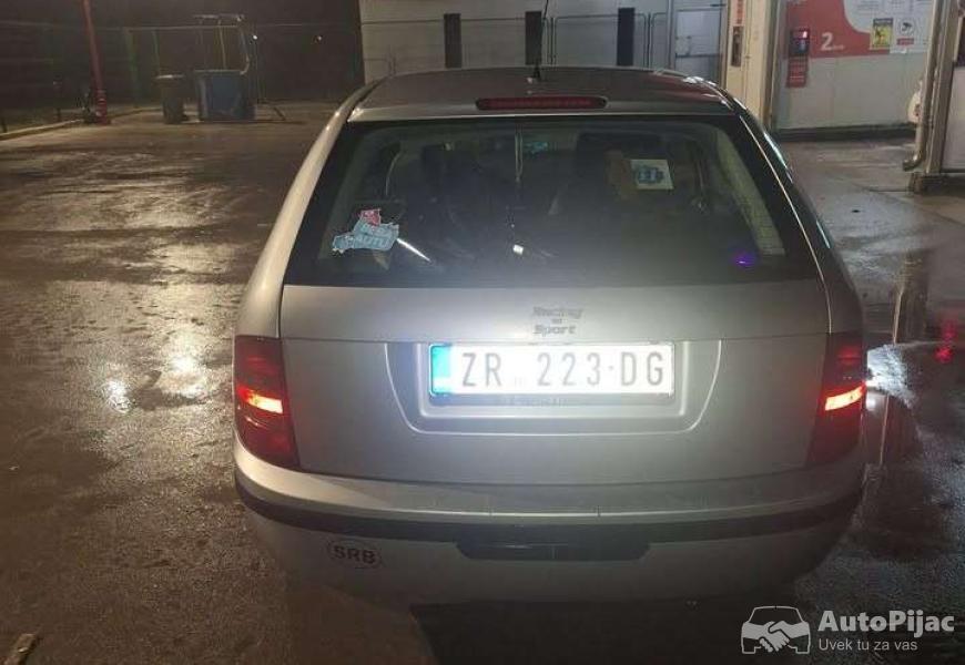 skoda_fabia_14_benzin_2002_2_polovni_automobili_autopijac.rs