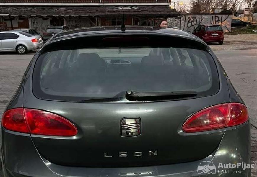 seat_leon_16_8v_102ks_3_polovni_automobili_autopijac.rs