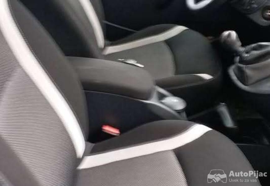 reno_kanguo_11_polovni_automobili_autopijac.rs