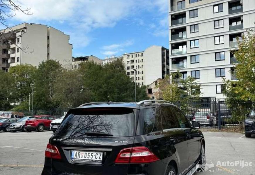 mercedes_ml_250_sport_2_polovni_automobili_autopijac.rs