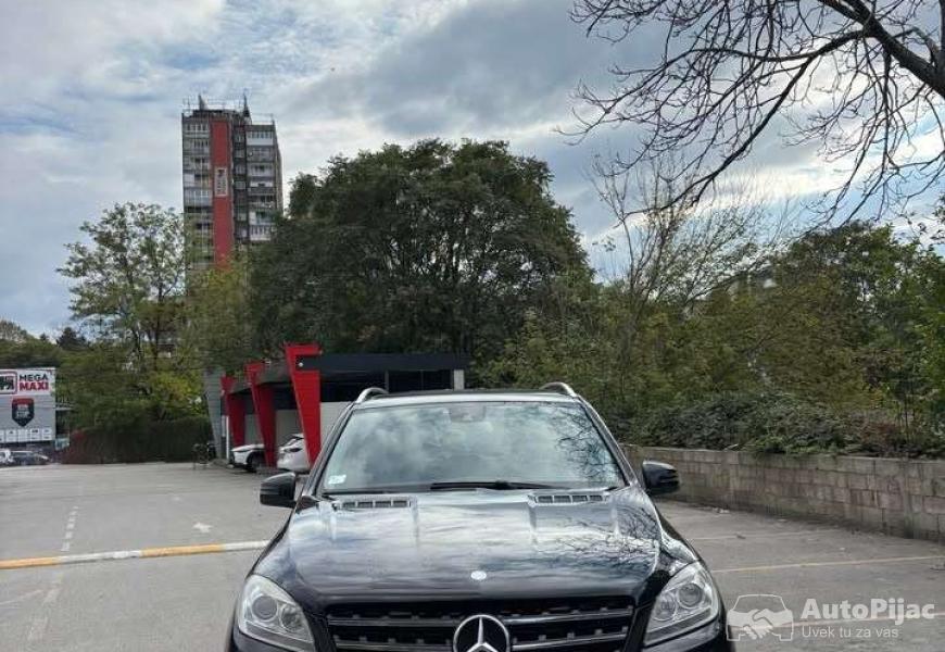 mercedes_ml_250_sport_4_polovni_automobili_autopijac.rs