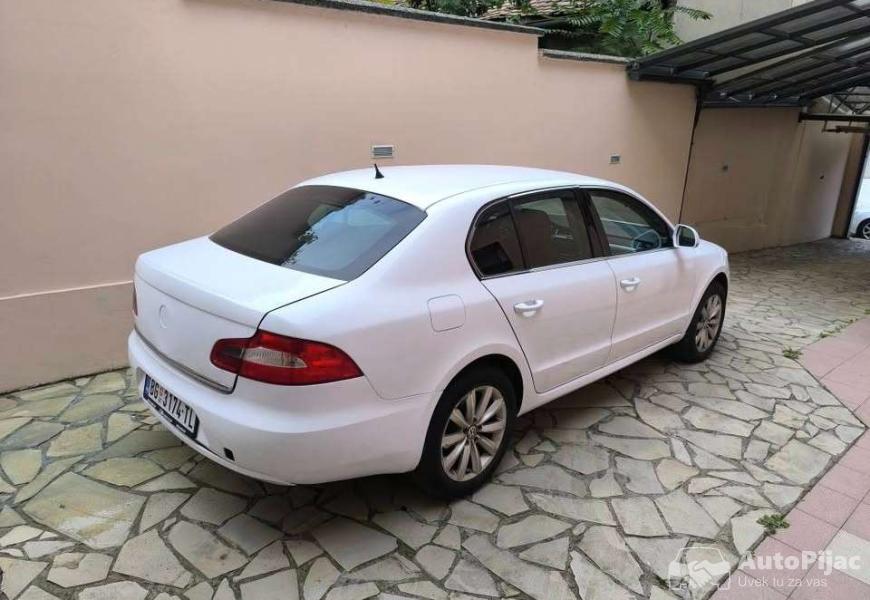 skoda_superb_19_tdi_2_polovni_automobili_autopijac.rs