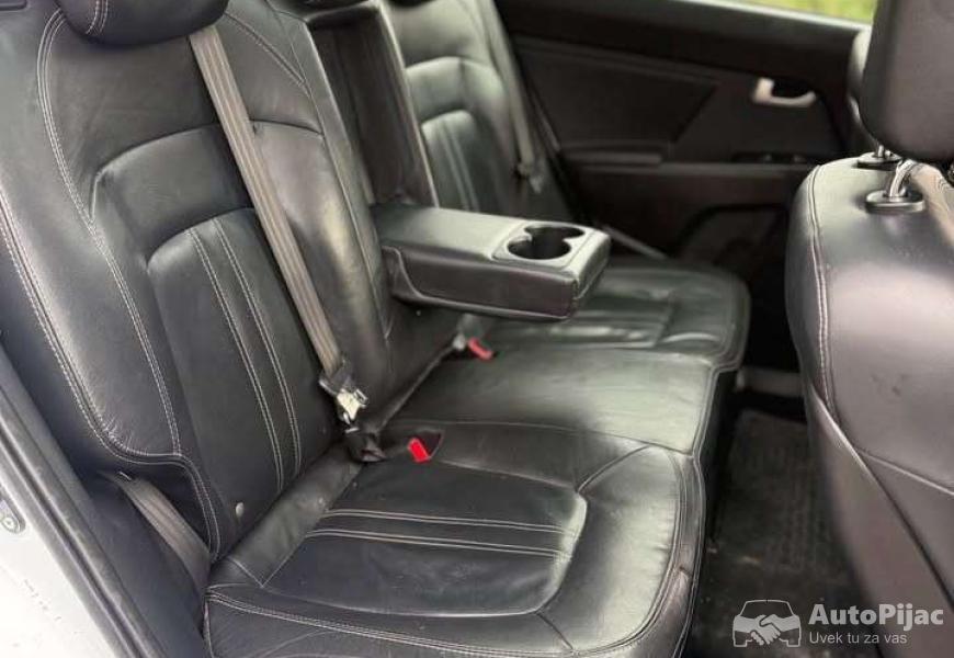 kia_sportage_awd_tek_reg_4_polovni_automobili_autopijac.rs