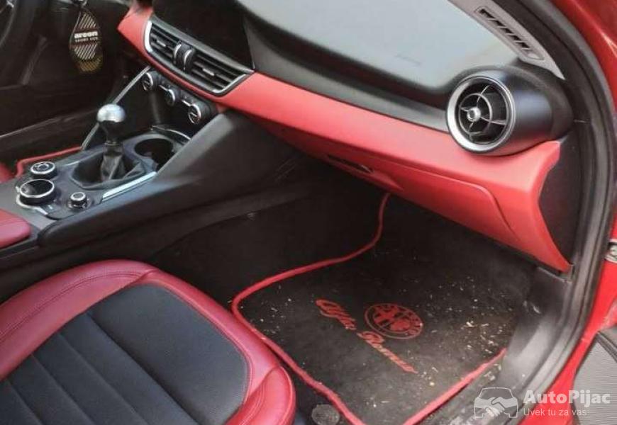alfa_romeo_giulia_q2_22_110kw_2_polovni_automobili_autopijac.rs
