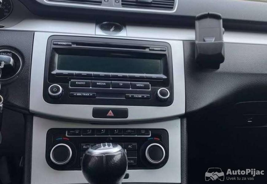 passat_b7_2011_20_140ks_9_polovni_automobili_autopijac.rs