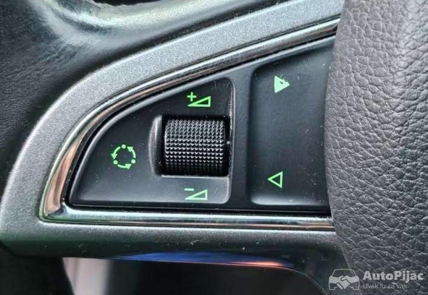 skoda_rapid_16_dizel_2014_god_5_polovni_automobili_autopijac.rs