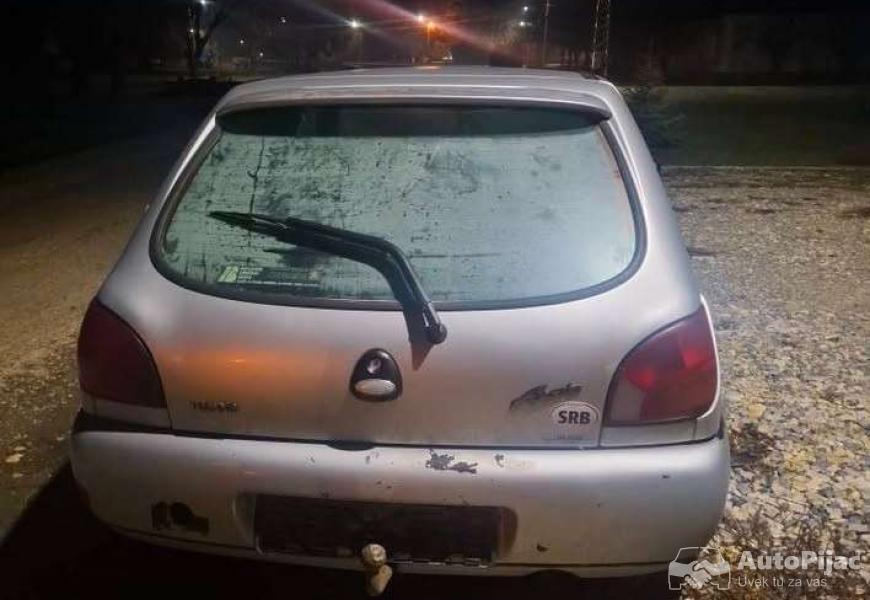 ford_fiesta_13_16v_ztec_za_del9ve_polje_sumu_pecan_4_polovni_automobili_autopijac.rs