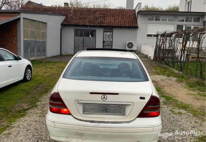 2003_mercedesbenz_cclass_5_polovni_automobili_autopijac.rs