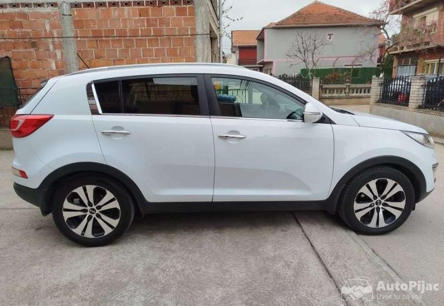 kia_sportage_17_diz_201011_god_reg_0227_servisi_dv_6_polovni_automobili_autopijac.rs