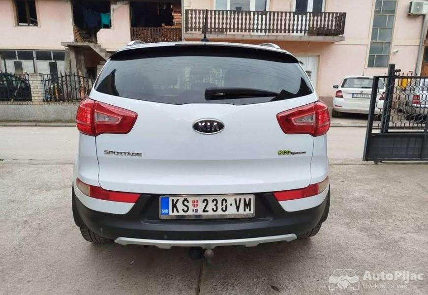 kia_sportage_17_diz_201011_god_reg_0227_servisi_dv_8_polovni_automobili_autopijac.rs