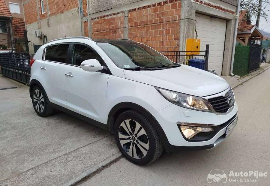 kia_sportage_17_diz_201011_god_reg_0227_servisi_dv_9_polovni_automobili_autopijac.rs
