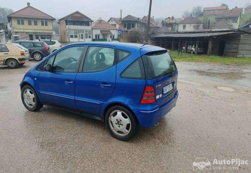 mercedes_a190_benzin_2002_godiste_avangard_oprema_7_polovni_automobili_autopijac.rs