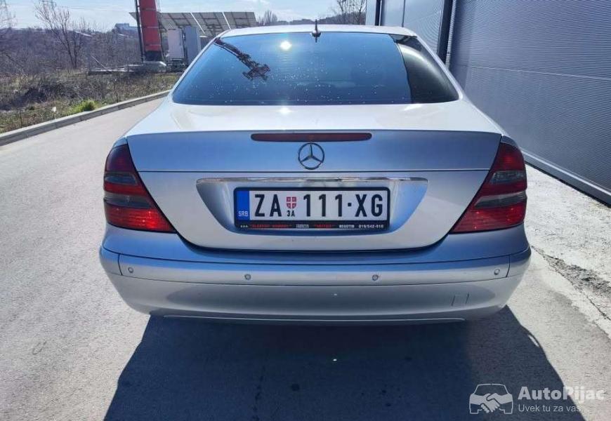mercedes_w211_e220_perfektan_7_polovni_automobili_autopijac.rs