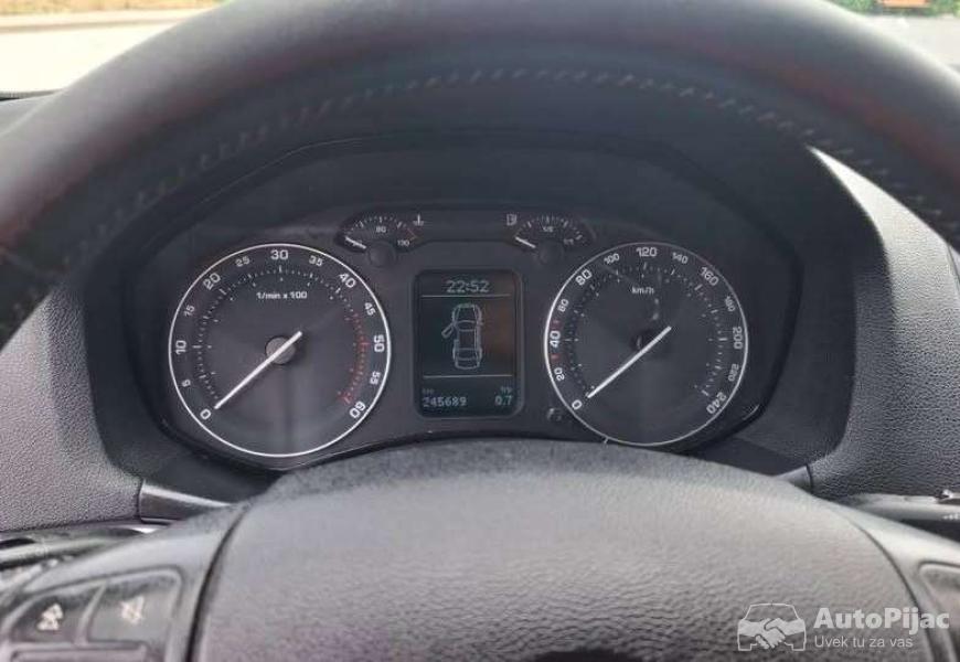 skoda_oktavia_scout_10_polovni_automobili_autopijac.rs