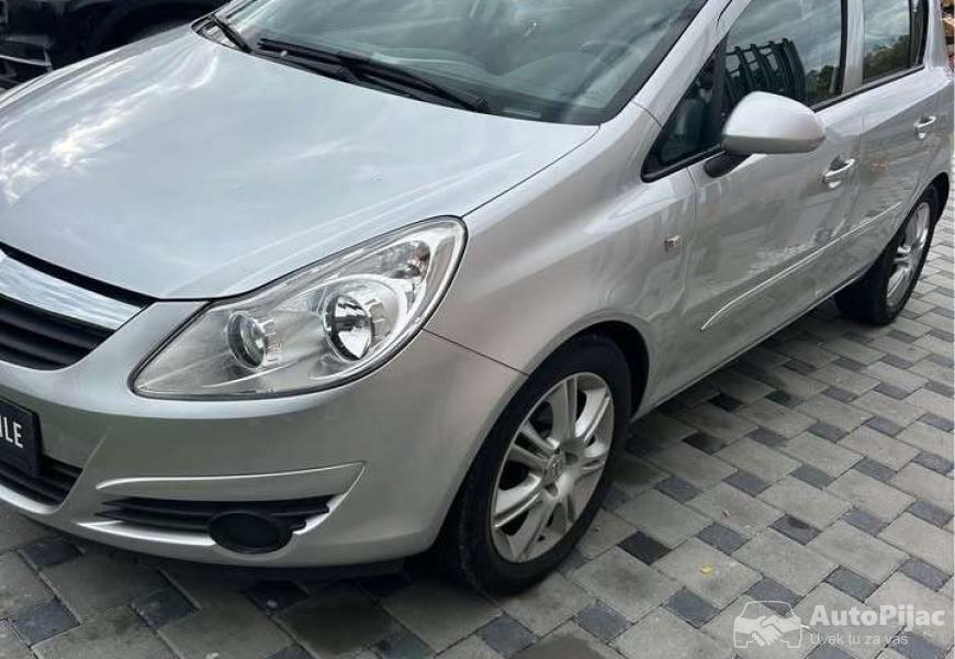 corsa_d_14_benz_2_polovni_automobili_autopijac.rs