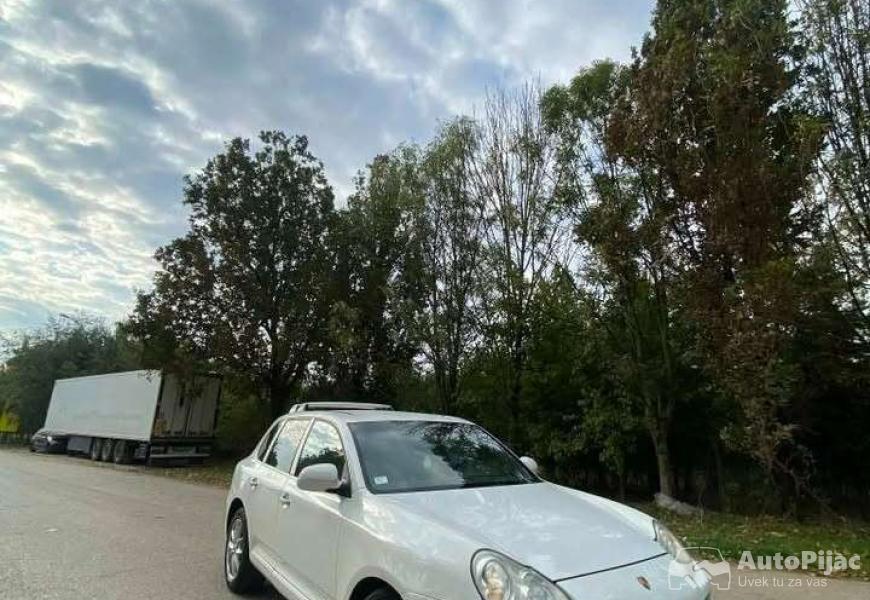 hit_hit_cena_za_kes_porsche_cayenne_45_benzin_plin_3_polovni_automobili_autopijac.rs