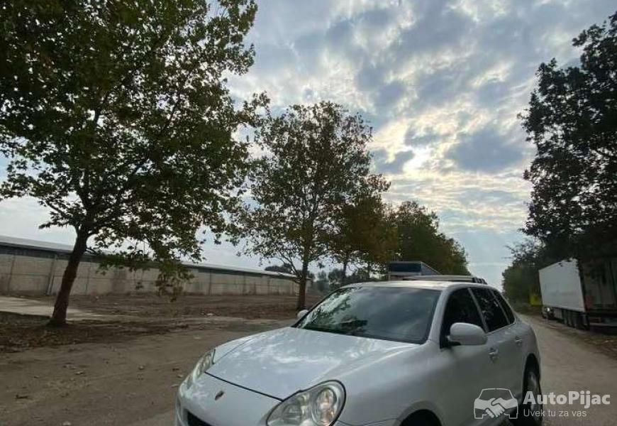 hit_hit_cena_za_kes_porsche_cayenne_45_benzin_plin_5_polovni_automobili_autopijac.rs