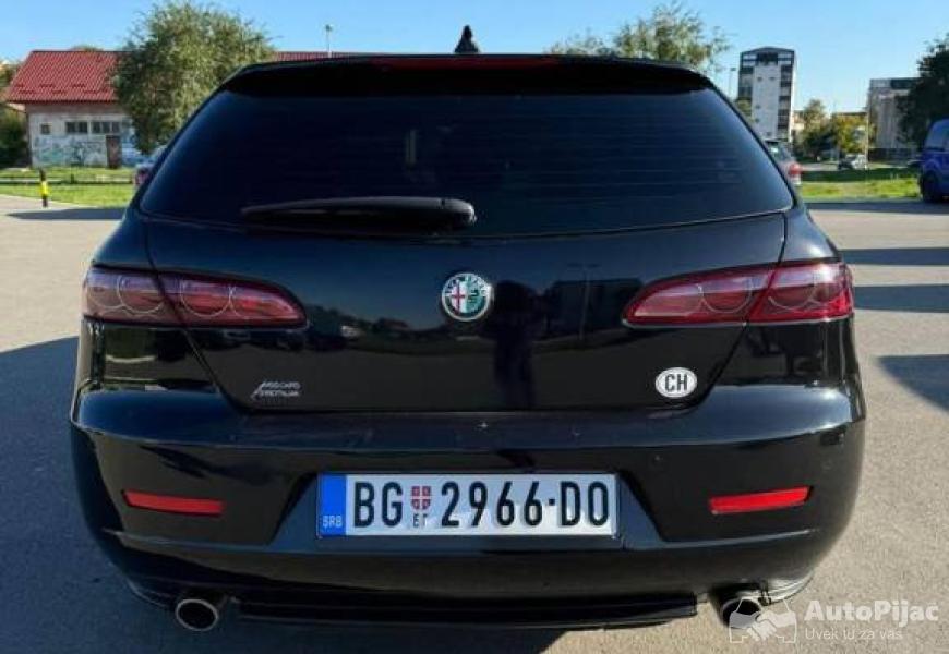 alfa_romeo_159_oglas_je_usluzan_za_sve_informacije_8_polovni_automobili_autopijac.rs