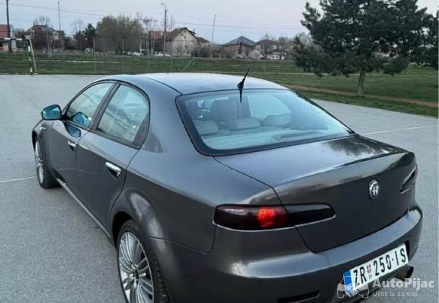 alfa_159_19_150ks_10_polovni_automobili_autopijac.rs