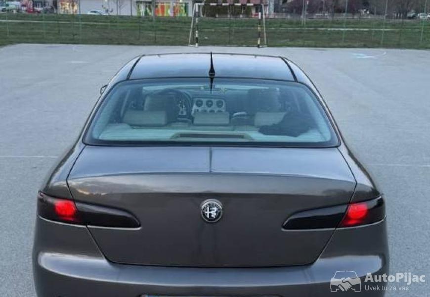 alfa_159_19_150ks_8_polovni_automobili_autopijac.rs